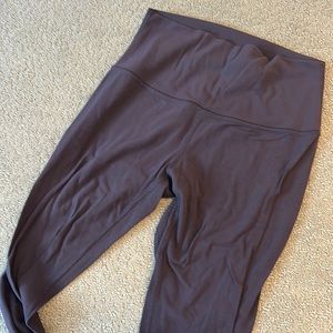 Lululemon Align Legging 25” size 6 purple